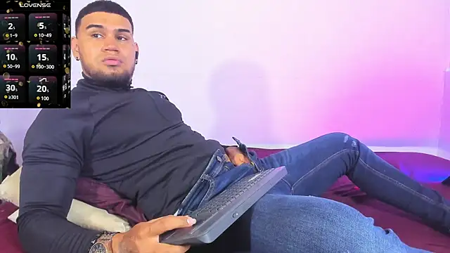 Aaron Hunter  online show from 11-03-25, 11:04