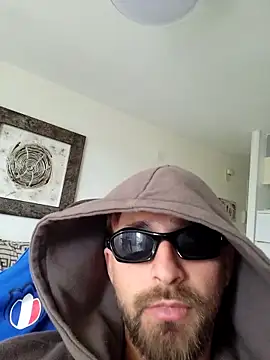 omarito100 online show from 04-12-26, 07:46