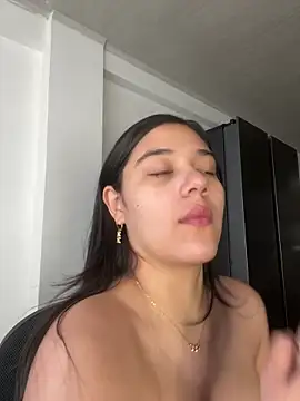 floriamANDjazmin online show from 03-30-26, 08:10