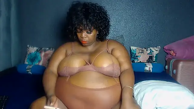 BustyWendyXXX47 online show from 03-24-26, 04:39