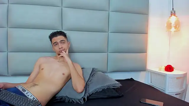 candy-vera online show from 12-15-24, 07:42