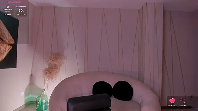 Snapshot of MaddisonLowe chatting on 09-11-25, 03:06 MaddisonLowe online show from 09-11-25, 03:06