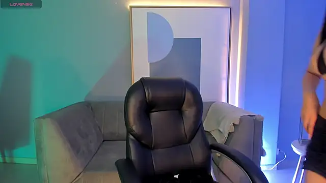 Snapshot of MaddisonLowe chatting on 10-07-25, 05:04 MaddisonLowe online show from 10-07-25, 05:04