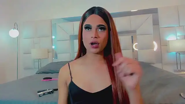 Snapshot of Hellen_moons__ chatting on 01-16-25, 12:34 Hellen moons online show from 01-16-25, 12:34