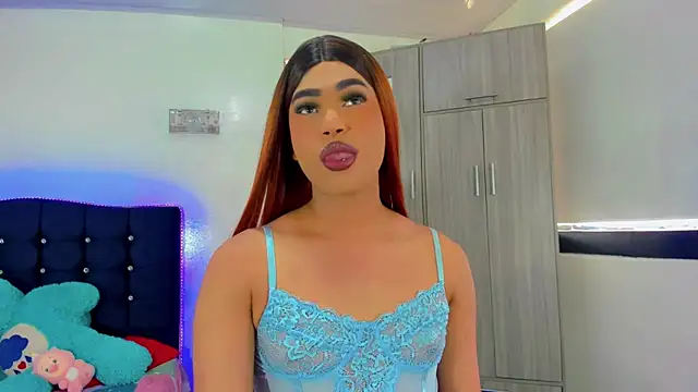 Snapshot of Hellen_moons__ chatting on 09-24-25, 07:06 Hellen moons online show from 09-24-25, 07:06