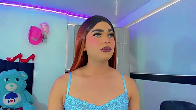 Snapshot of Hellen_moons__ chatting on 10-22-25, 06:18 Hellen moons online show from 10-22-25, 06:18