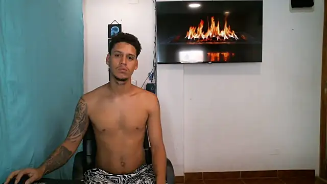 JacobandChloee online show from 04-04-26, 12:31