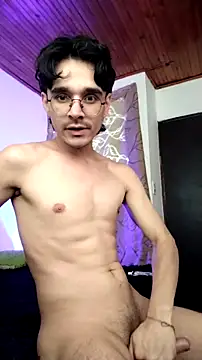 Snapshot of Hugo_Coopers chatting on 10-27-25, 05:28 Hugo Coopers online show from 10-27-25, 05:28