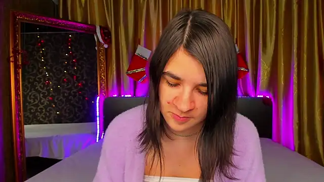  Polly Love  online show from 01-06-26, 07:23