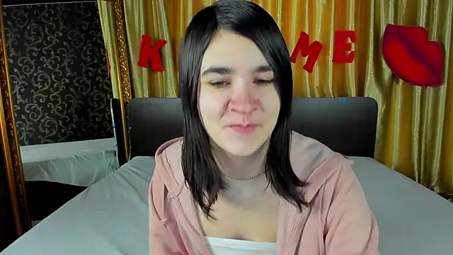  Polly Love  online show from 02-22-26, 07:19