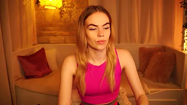 sn0w barbie online show from 02-09-25, 04:18