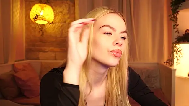 sn0w barbie online show from 10-27-25, 09:35