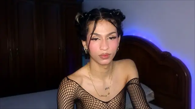 Snapshot of Abby_bella09 chatting on 02-18-25, 11:44 Abby bella09 online show from 02-18-25, 11:44