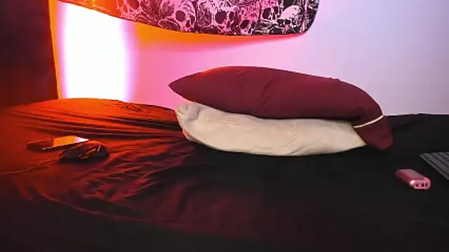 Agnes jones  online show from 01-15-26, 12:37