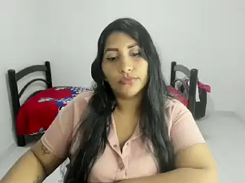 Snapshot of nikol_sexy39 chatting on 02-23-25, 12:08 nikol sexy39 online show from 02-23-25, 12:08