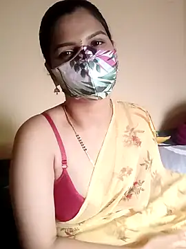 Snapshot of yourtamilcouple chatting on 12-02-24, 09:13 yourtamilcouple online show from 12-02-24, 09:13