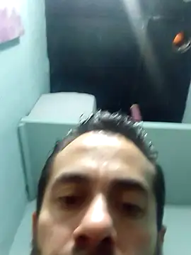 1Amarguetix online show from 11-30-25, 02:43