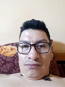 Snapshot of gioarcangel chatting on 02-05-25, 04:59 gioarcangel online show from 02-05-25, 04:59