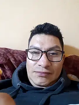 Snapshot of gioarcangel chatting on 02-07-25, 03:45 gioarcangel online show from 02-07-25, 03:45