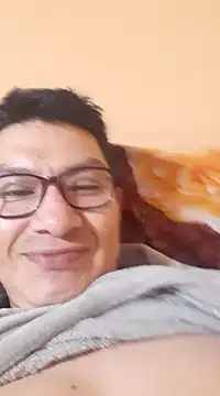 Snapshot of gioarcangel chatting on 02-17-25, 03:47 gioarcangel online show from 02-17-25, 03:47