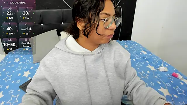 Snapshot of im_angels77 chatting on 02-02-25, 11:32 im angels77 online show from 02-02-25, 11:32