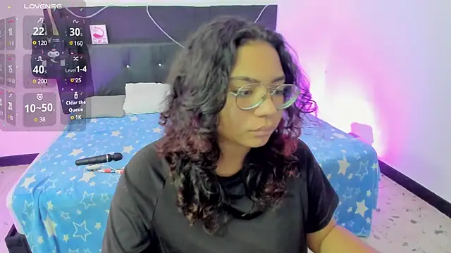 Snapshot of im_angels77 chatting on 02-19-25, 02:12 im angels77 online show from 02-19-25, 02:12