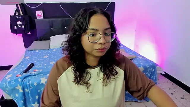 Snapshot of im_angels77 chatting on 02-20-25, 04:18 im angels77 online show from 02-20-25, 04:18