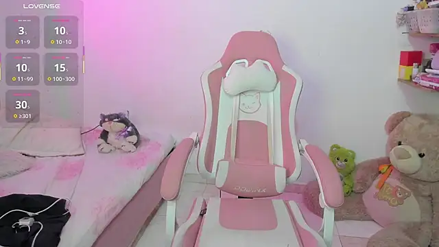 Snapshot of im_angels77 chatting on 09-24-25, 11:52 im angels77 online show from 09-24-25, 11:52