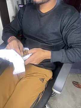 sexyboy09 online show from 12-19-24, 04:02