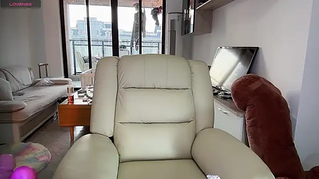 Bunny Tutu online show from 01-16-25, 09:37