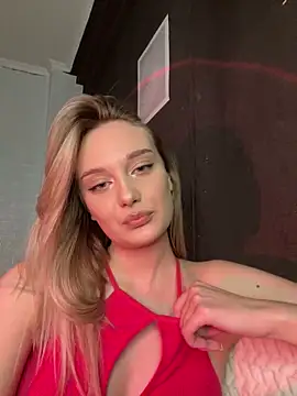 Snapshot of Alisa_Rise chatting on 02-28-25, 10:06 Alisa Rise online show from 02-28-25, 10:06