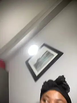 Curveysinaa online show from 03-14-25, 08:17