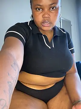 Curveysinaa online show from 09-17-25, 10:28