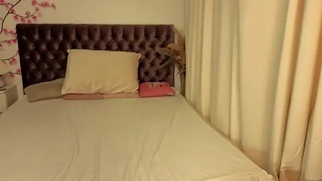 KateOwyns online show from 06-09-26, 11:44