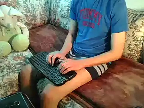 anwarlovemaroc online show from 03-01-25, 08:31