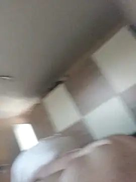 Snapshot of Macanxxx chatting on 02-09-25, 08:11 Macanxxx online show from 02-09-25, 08:11