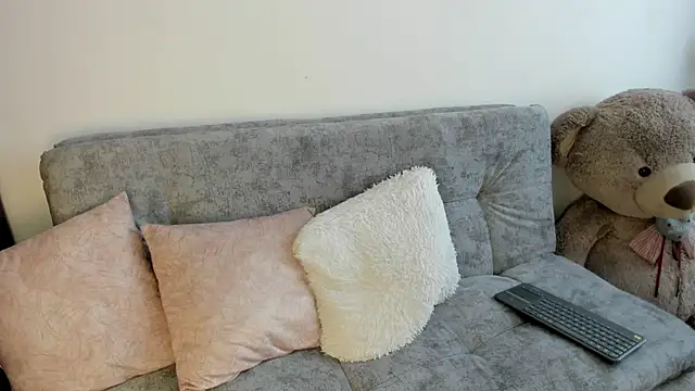 mariana cruzz online show from 01-22-25, 07:56