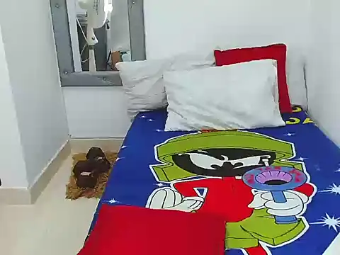 Velk hot online show from 11-17-25, 07:30