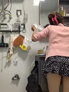 Aimeil online show from 03-20-26, 03:06