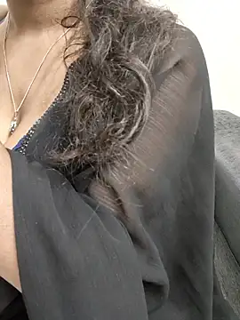 beby girLL online show from 01-18-26, 07:56