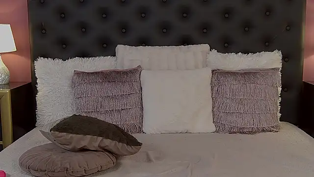 JaquelineM online show from 02-03-26, 07:57