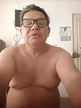 Snapshot of catatunboculion chatting on 02-14-25, 07:23 catatunboculion online show from 02-14-25, 07:23