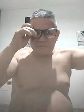 Snapshot of catatunboculion chatting on 03-17-25, 01:46 catatunboculion online show from 03-17-25, 01:46