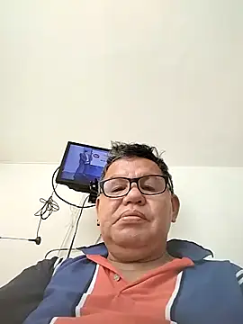 Snapshot of catatunboculion chatting on 10-03-25, 12:13 catatunboculion online show from 10-03-25, 12:13