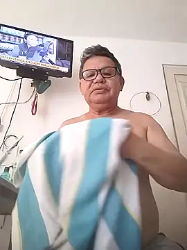 Snapshot of catatunboculion chatting on 10-17-25, 11:35 catatunboculion online show from 10-17-25, 11:35