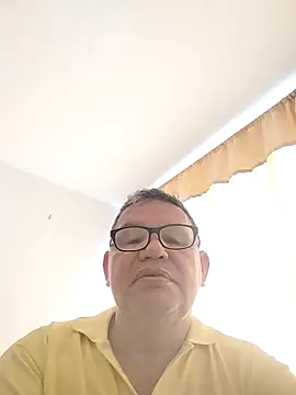 Snapshot of catatunboculion chatting on 11-08-25, 06:07 catatunboculion online show from 11-08-25, 06:07