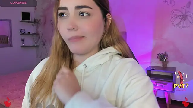 Lucia star   online show from 02-12-25, 06:08