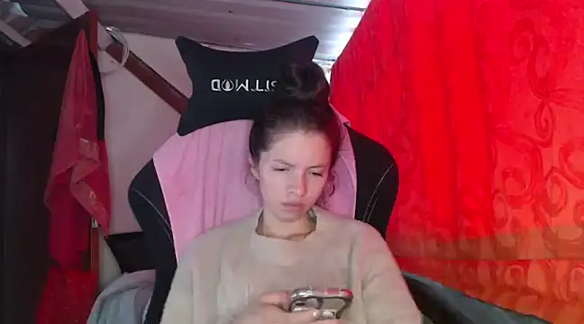 Snapshot of sweetdam12 chatting on 12-14-24, 08:29 sweetdam12 online show from 12-14-24, 08:29