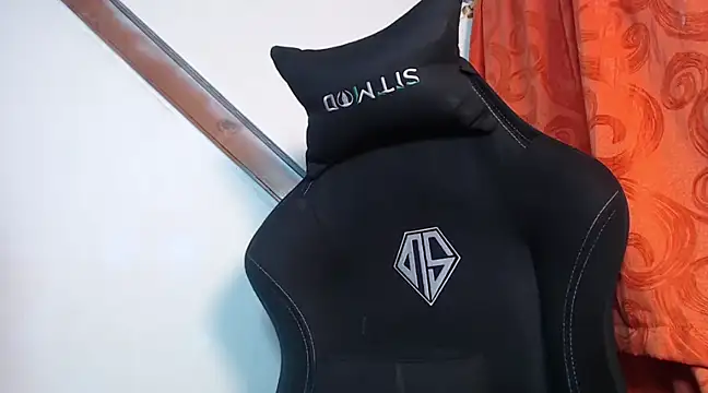 Snapshot of sweetdam12 chatting on 02-06-25, 11:04 sweetdam12 online show from 02-06-25, 11:04