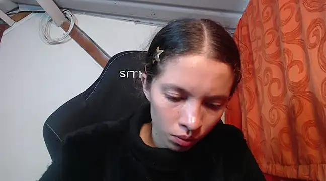 Snapshot of sweetdam12 chatting on 02-11-25, 08:10 sweetdam12 online show from 02-11-25, 08:10